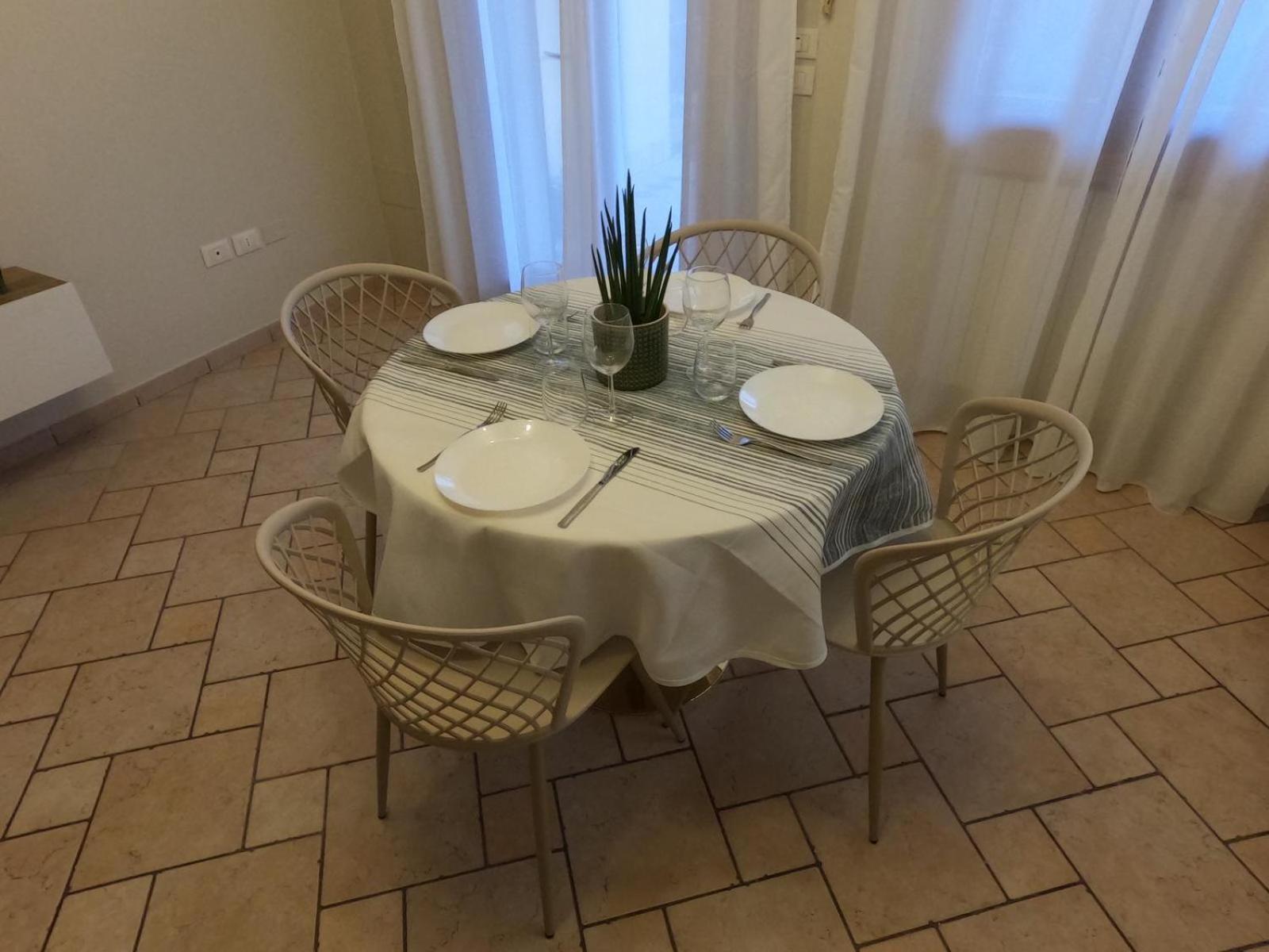 Hoya Apartment Σιρμιόνε Εξωτερικό φωτογραφία