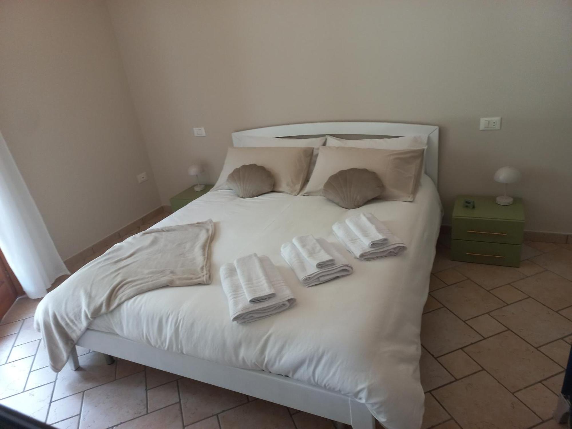 Hoya Apartment Σιρμιόνε Εξωτερικό φωτογραφία